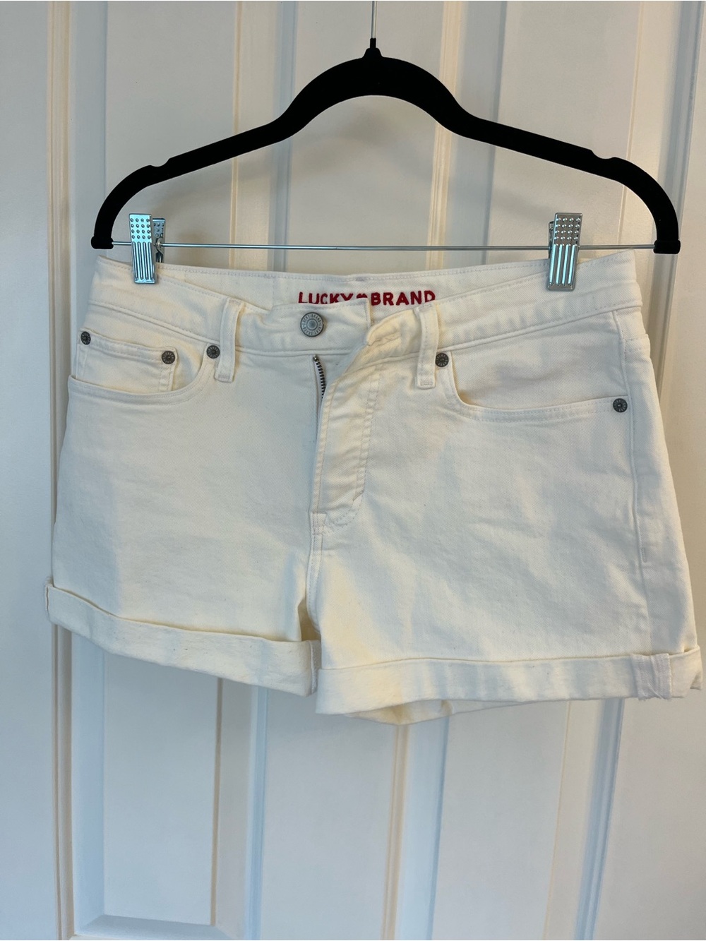Lucky Brand Ava Mid Rise Women’s  Bright White Denim Roll-Cuff Shorts size 6/28